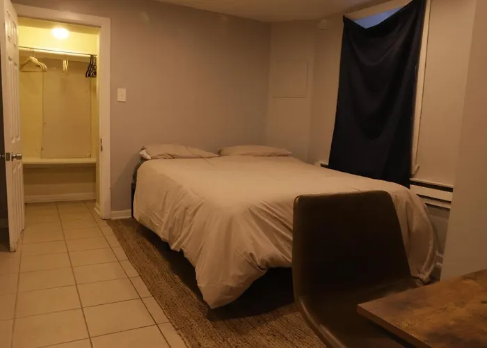Hotel Langley *